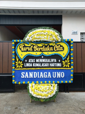 Papan Bunga Duka di Batang Toru